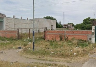 DOS LOTES JUNTOS SOBRE AVENIDA POLONIA