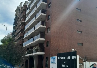 DEPARTAMENTO DE 3 AMBIENTES EN EDIFICIO CRONOS