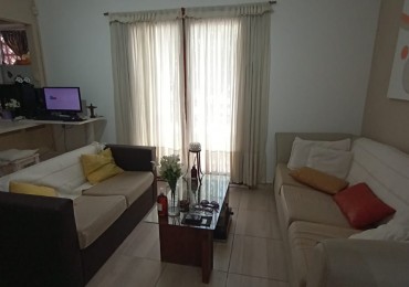 PH DE 3 AMBIENTES EN BARRIO CAISAMAR