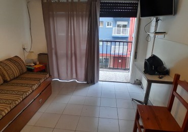 DEPARTAMENTO DE 1 AMBIENTE A METROS DEL MAR