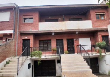 DEPARTAMENTO TIPO DUPLEX DE 3 AMBIENTES EN ZONA MOGOTES
