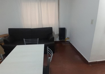 DEPARTAMENTO DE 2 AMBIENTES AMOBLADO
