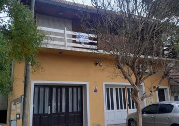 PH DE 2 AMBIENTES EN PRIMER PISO A LA CALLE. CON RENTA.
